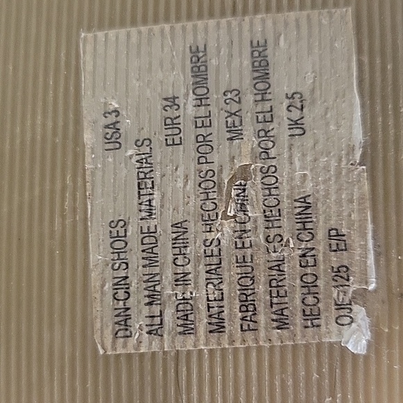 Sandals - Picture 4 of 6